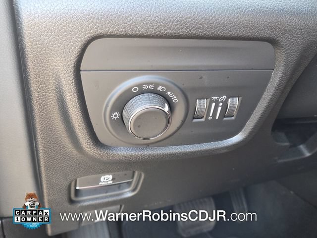 Used 2025 Jeep Grand Cherokee L Altitude AWD/4WD image 30