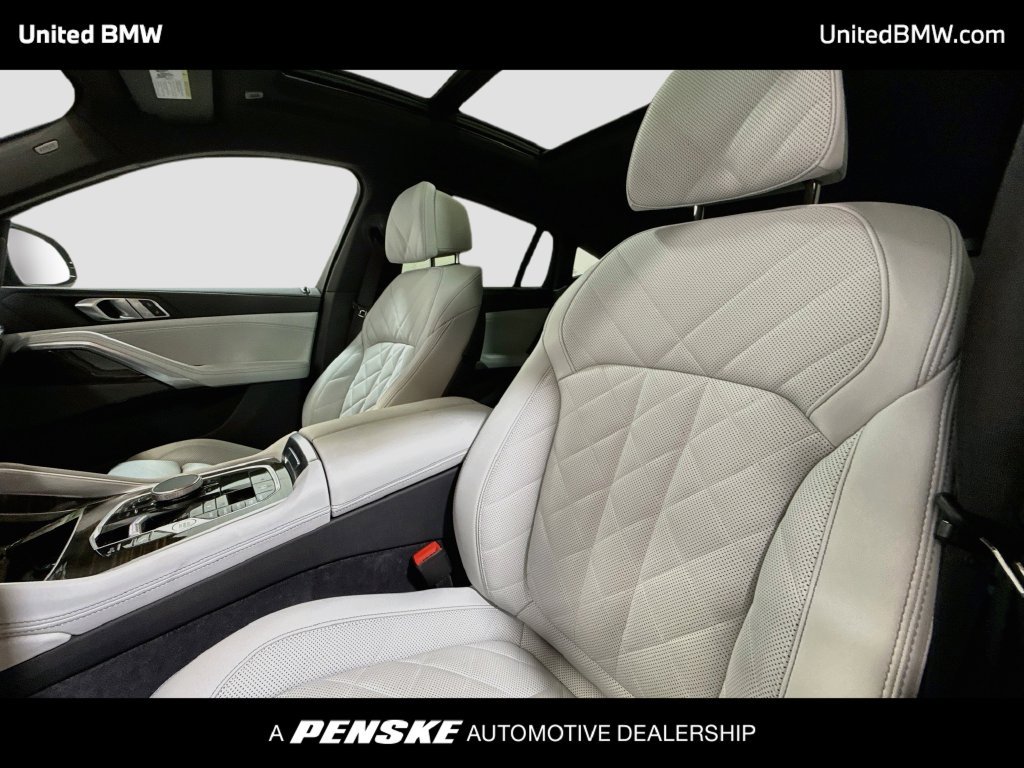 Certified 2026 BMW X6 xDrive40i AWD/4WD image 12