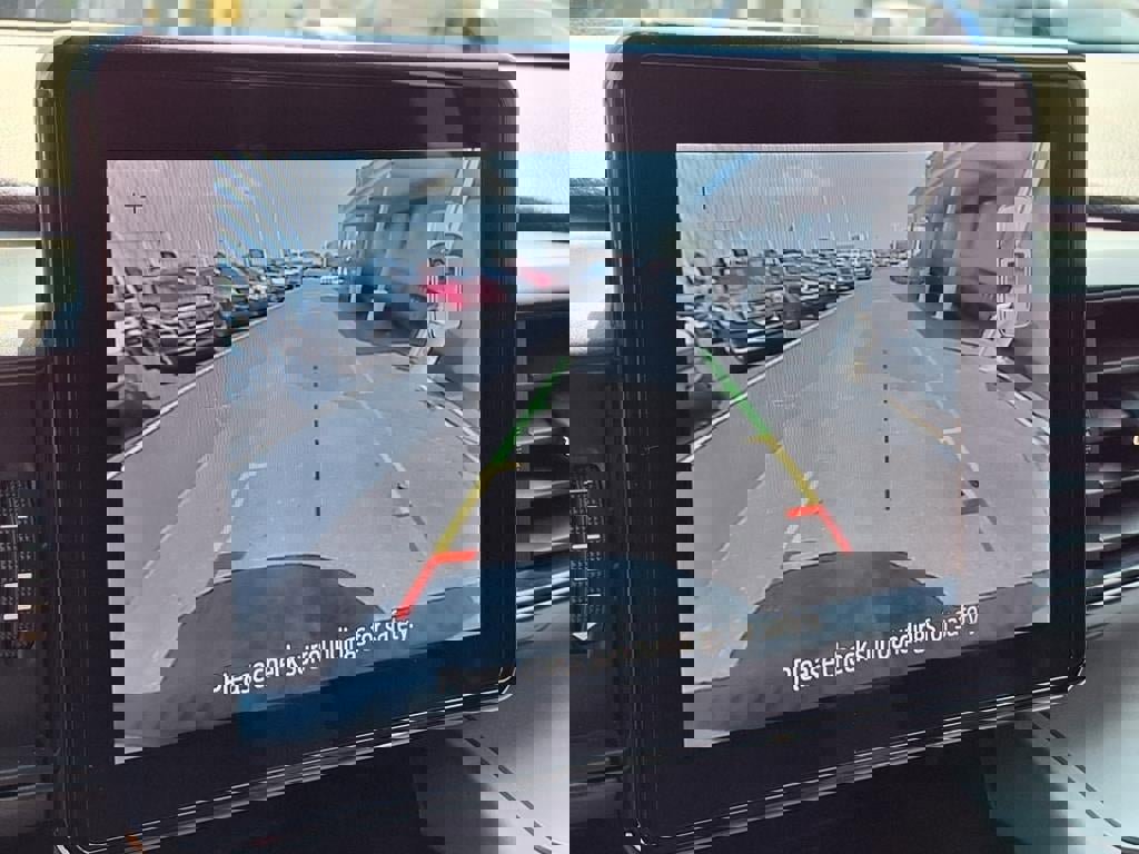 Certified 2023 Ford Explorer XLT image 21