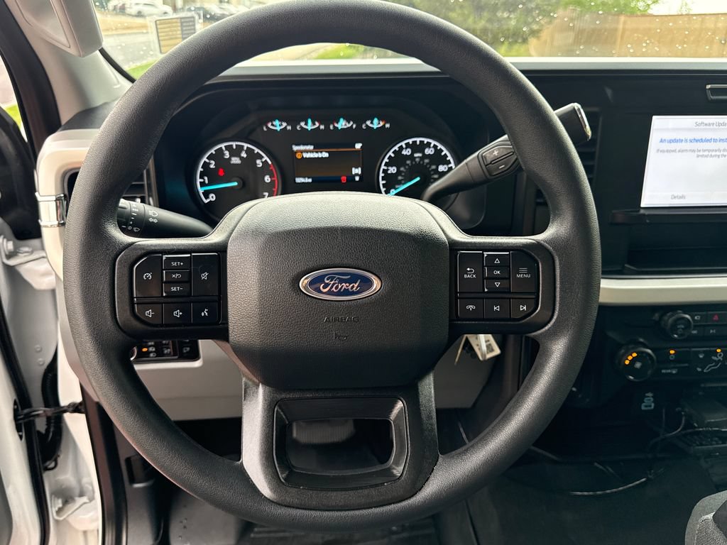 Certified 2025 Ford F250 XLT w/ 360-Degree Camera Package AWD/4WD image 15