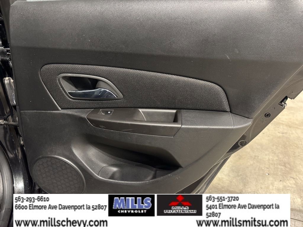 Used 2014 Chevrolet Cruze LT w/ Technology Package image 14