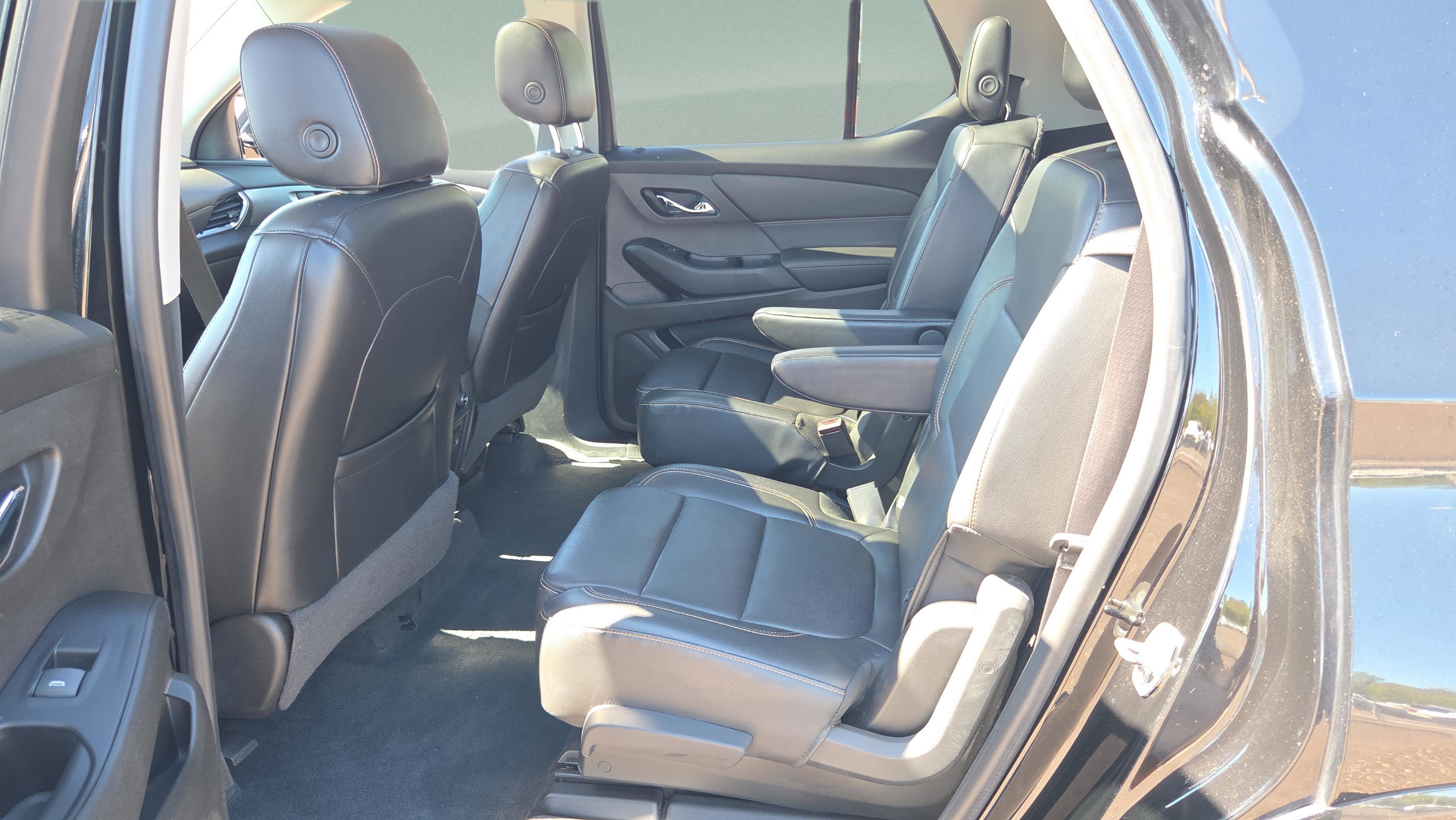 Used 2018 Chevrolet Traverse Premier image 13