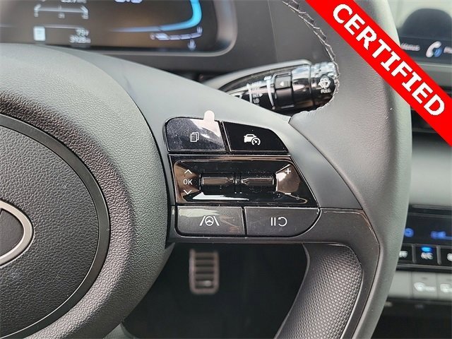 Certified 2025 Hyundai Elantra Sport image 6
