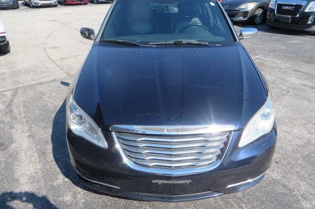 Used 2012 Chrysler 200 Limited w/ Sun/Sound Group FWD image 33