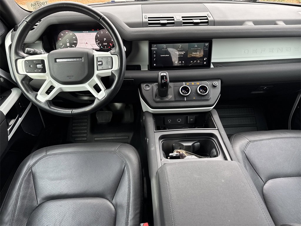 Used 2023 Land Rover Defender 110 S image 9