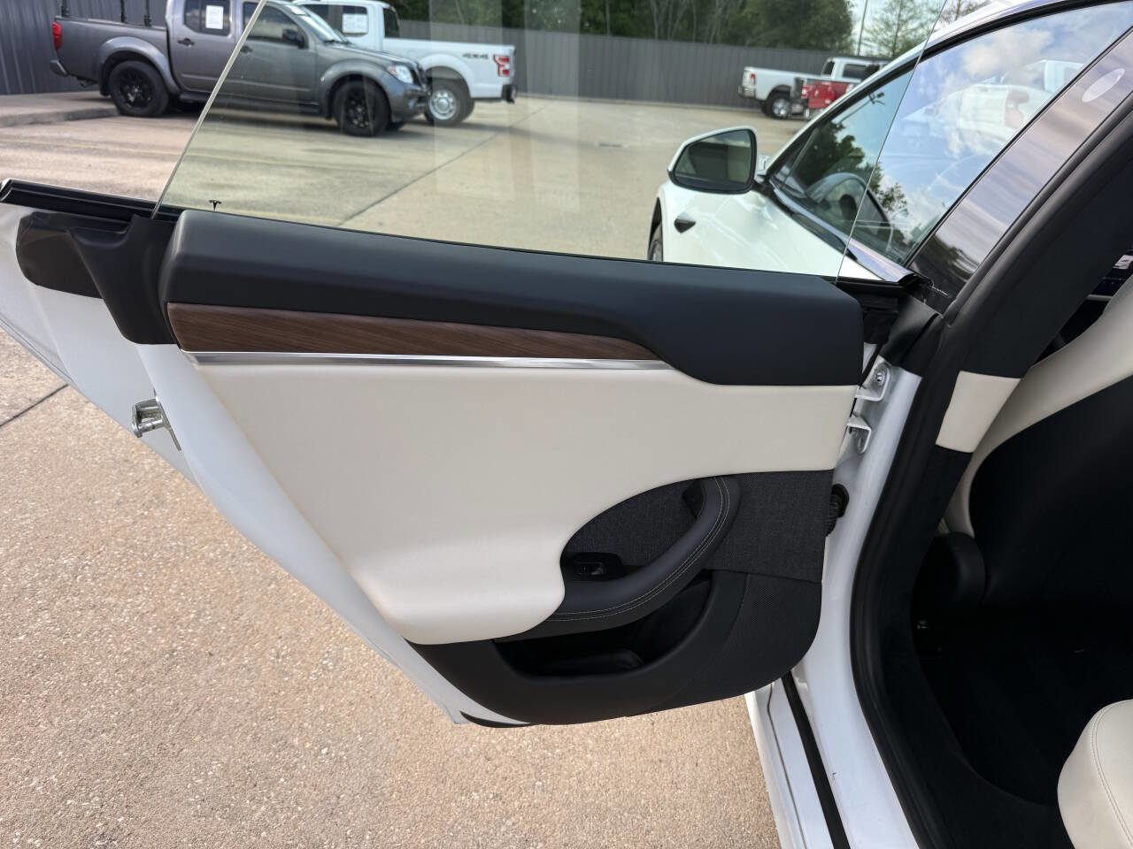 Used 2021 Tesla Model S Plaid AWD/4WD image 14