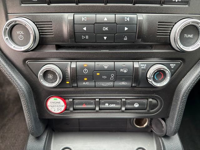 Used 2017 Ford Mustang GT w/ GT Performance Package image 13