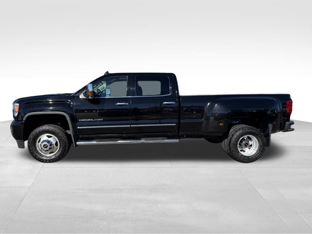 Used 2015 GMC Sierra 3500 Denali w/ Duramax Plus Package image 3
