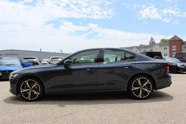 Certified 2024 Volvo S60 B5 Plus w/ Climate Package AWD/4WD image 4