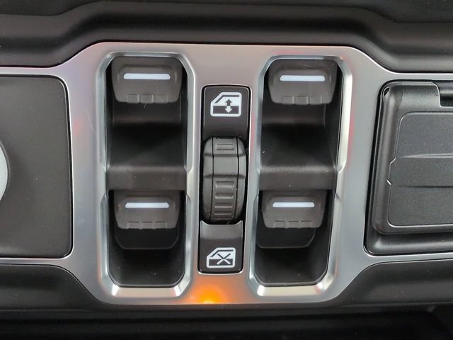 New 2026 Jeep Gladiator Sport AWD/4WD image 22