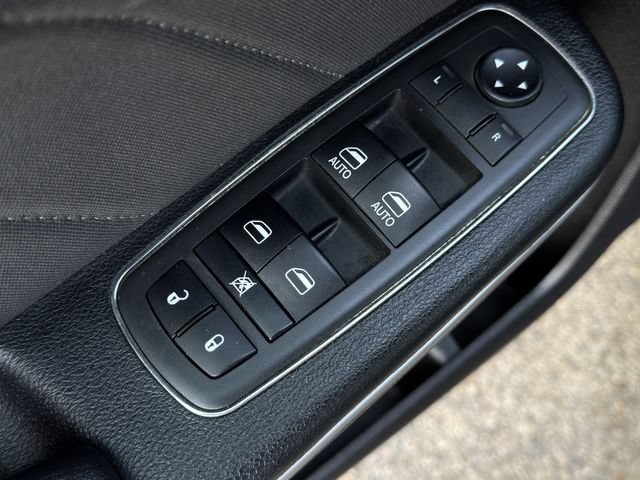 Used 2019 Dodge Charger R/T RWD image 22