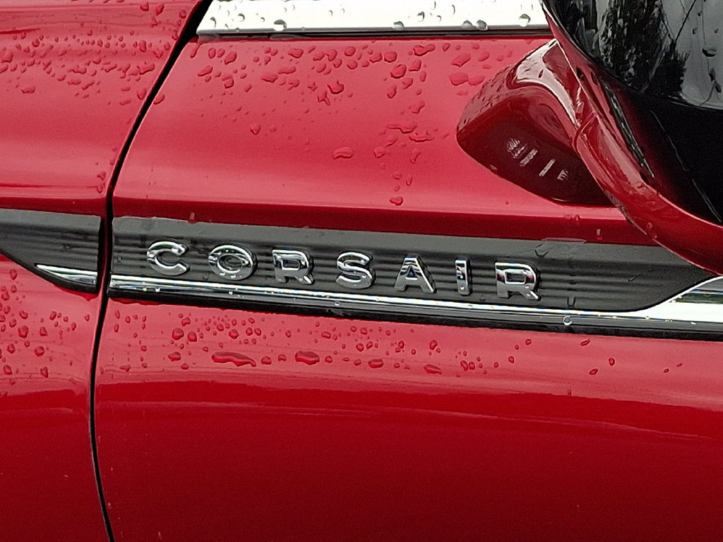 Certified 2022 Lincoln Corsair AWD w/ Equipment Group 101A image 32