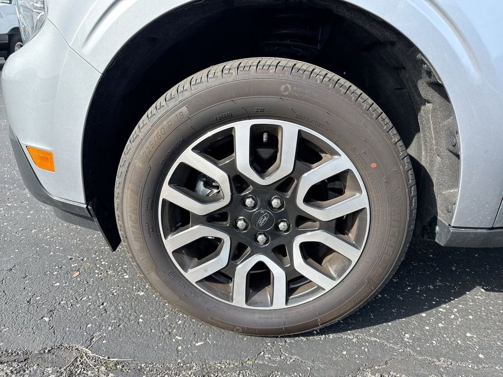 Used 2023 Ford Maverick Lariat w/ Lariat Luxury Package image 10