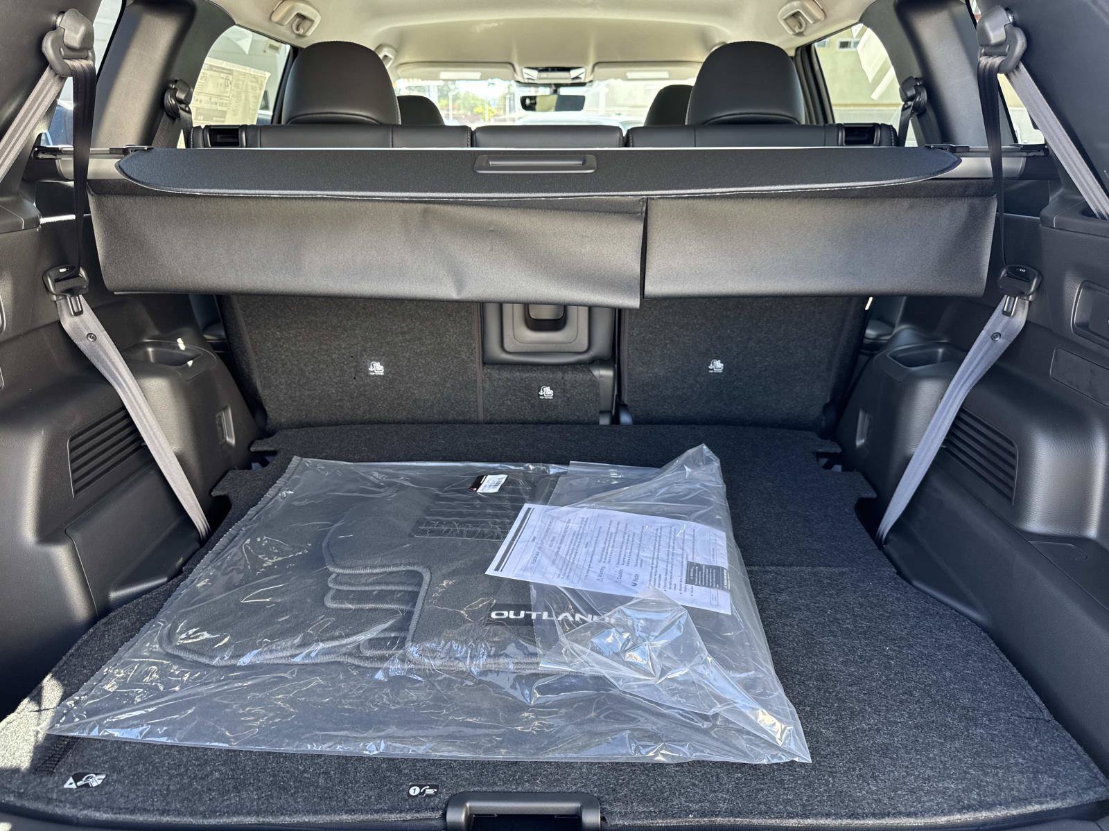 New 2026 Mitsubishi Outlander SE AWD/4WD image 5