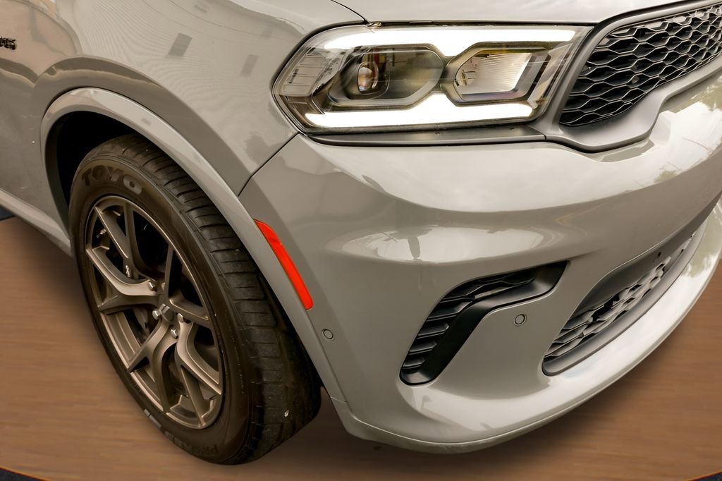 Used 2022 Dodge Durango SRT w/ Black Package AWD/4WD image 17