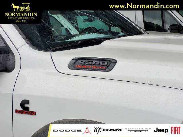 New 2026 RAM 4500 Tradesman AWD/4WD image 3