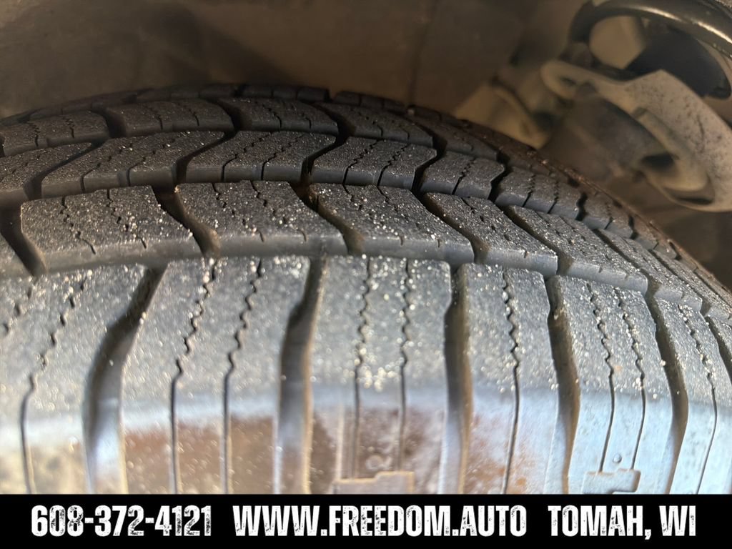 Used 2021 Chrysler Pacifica Limited w/ Premium & Safety Sphere Group AWD/4WD image 31