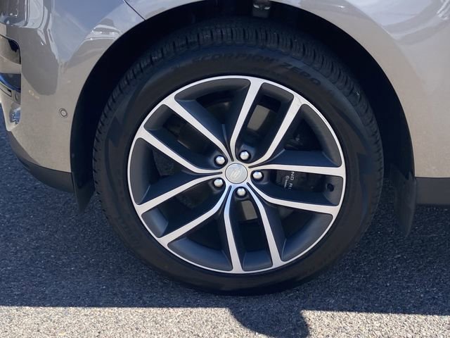 Used 2023 Land Rover Range Rover Sport SE image 32