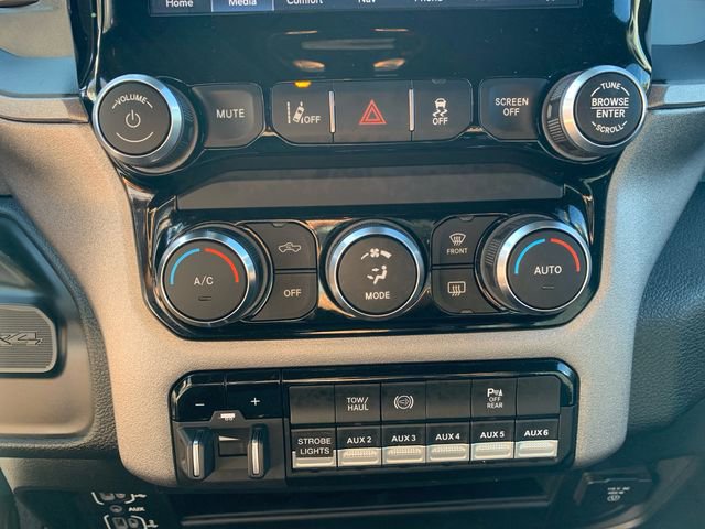 Used 2024 RAM 3500 Tradesman w/ Safety Group image 28