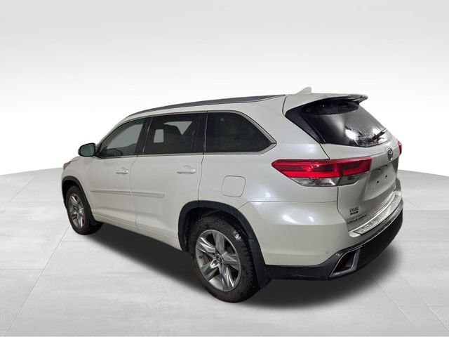 Used 2019 Toyota Highlander Limited image 10