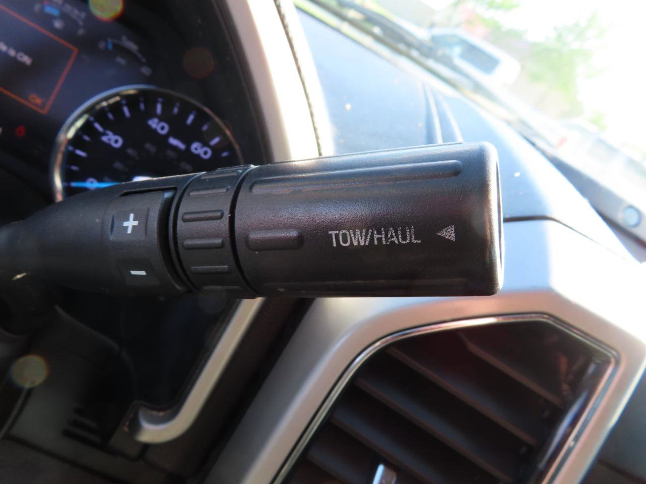 Used 2019 Ford F350 Lariat w/ Lariat Value Package image 35