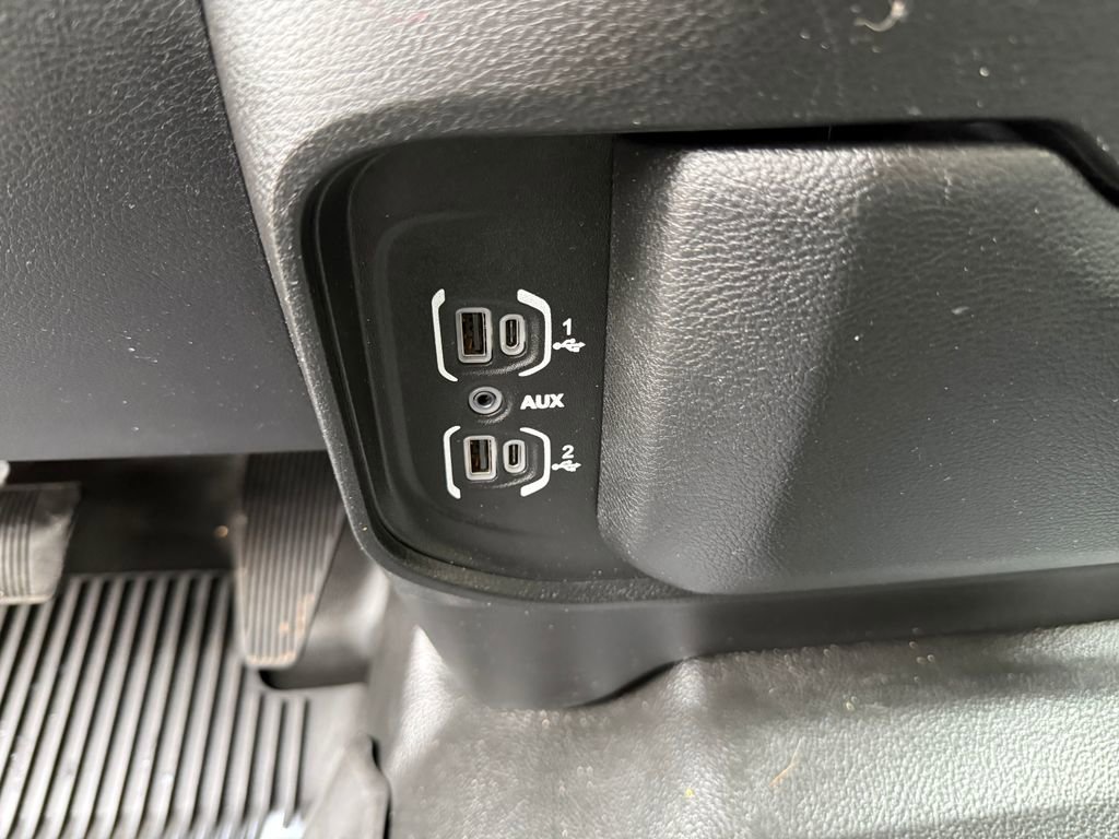 Used 2020 RAM 3500 Big Horn w/ Level 2 Equipment Group AWD/4WD image 27