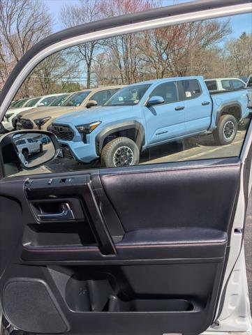 Certified 2023 Toyota 4Runner TRD Off-Road Premium w/ Off Road Premium Plus Package AWD/4WD image 19