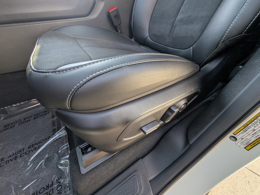 New 2025 Jeep Grand Cherokee L Altitude image 14