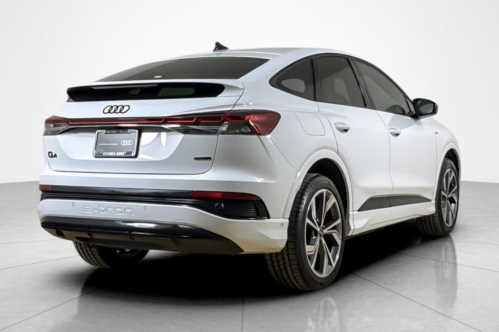 Certified 2023 Audi Q4 e-tron Prestige w/ Black Optic Package AWD/4WD image 5