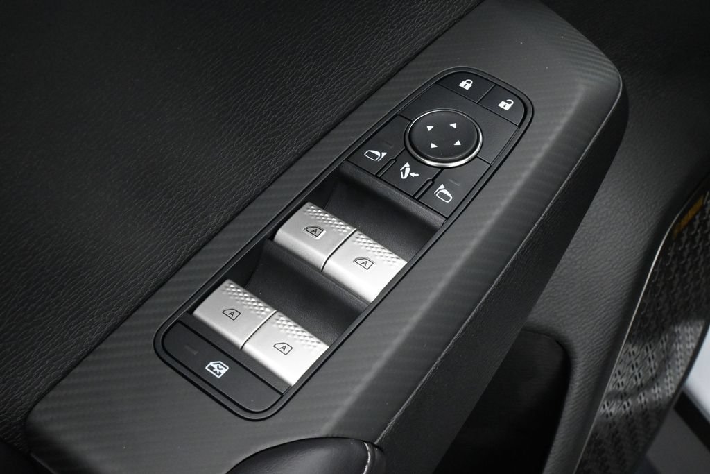 New 2026 Mitsubishi Outlander SE FWD image 14