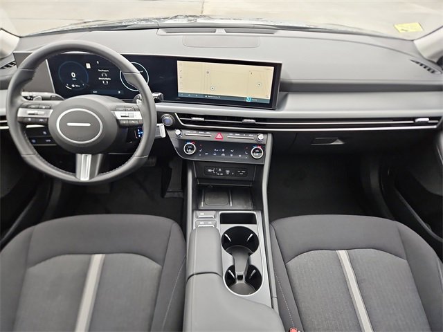 Used 2024 Hyundai Sonata SEL w/ Convenience Package image 9