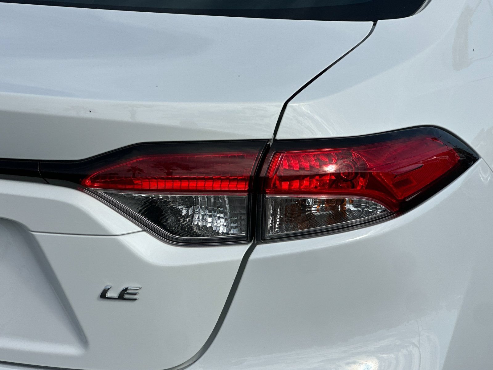 Used 2024 Toyota Corolla LE FWD image 22