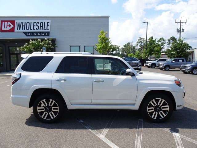 Used 2017 Toyota 4Runner Limited AWD/4WD image 3