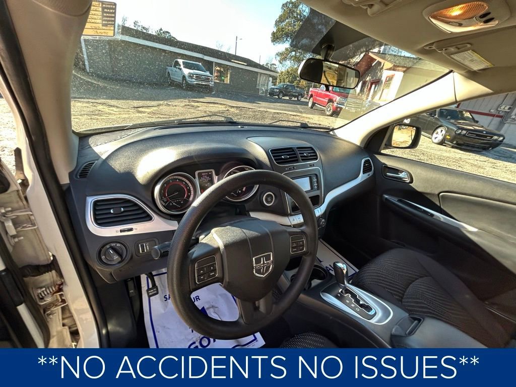 Used 2013 Dodge Journey SXT w/ Flexible Seating Group image 2