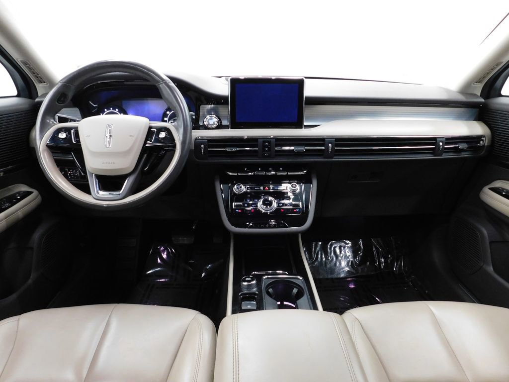 Used 2021 Lincoln Corsair Standard w/ Equipment Group 101A image 23