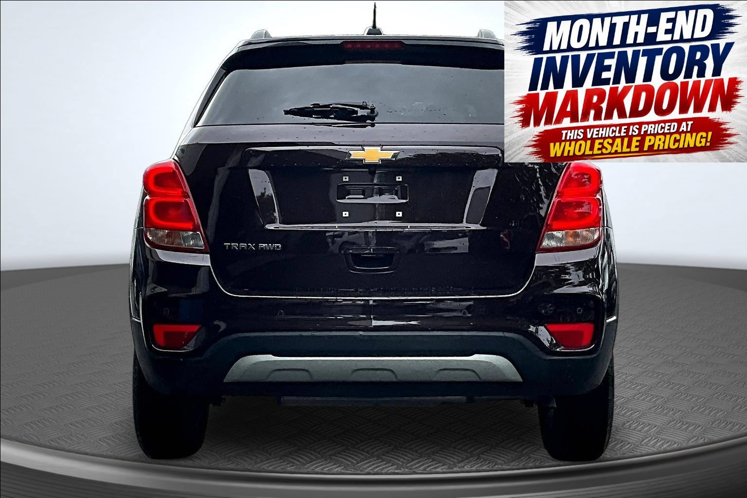 Used 2022 Chevrolet Trax LT w/ Driver Confidence Package AWD/4WD image 4