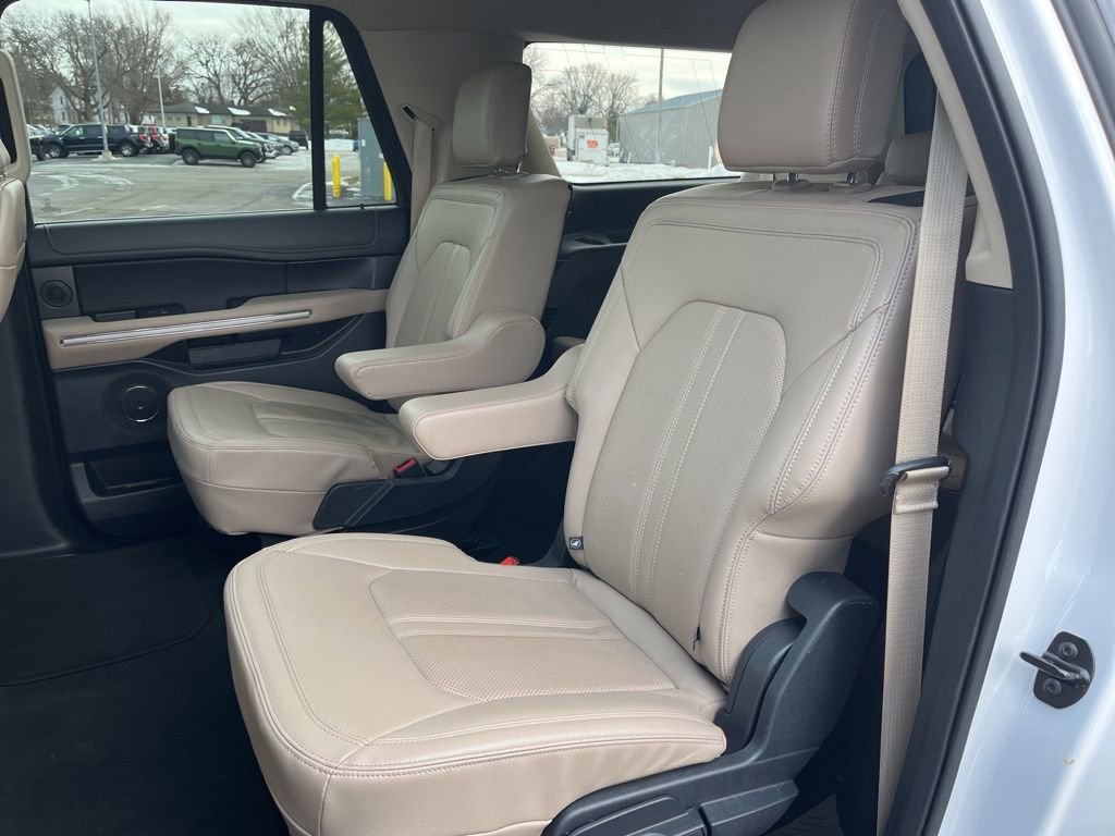 Used 2024 Ford Expedition Max Limited image 14