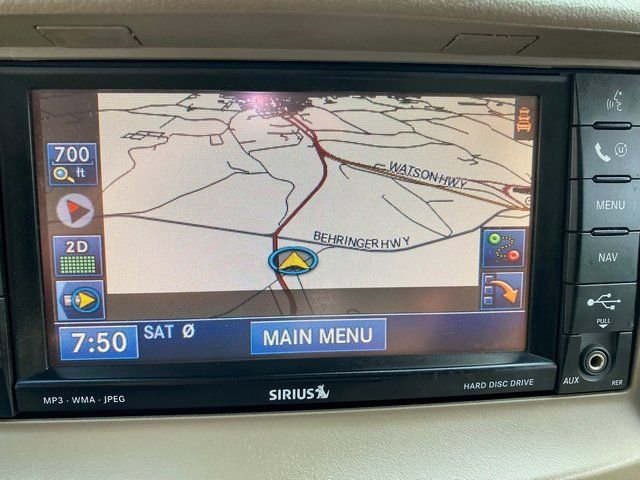 Used 2010 Chrysler Town & Country Limited w/ Entertainment Group #3 image 14