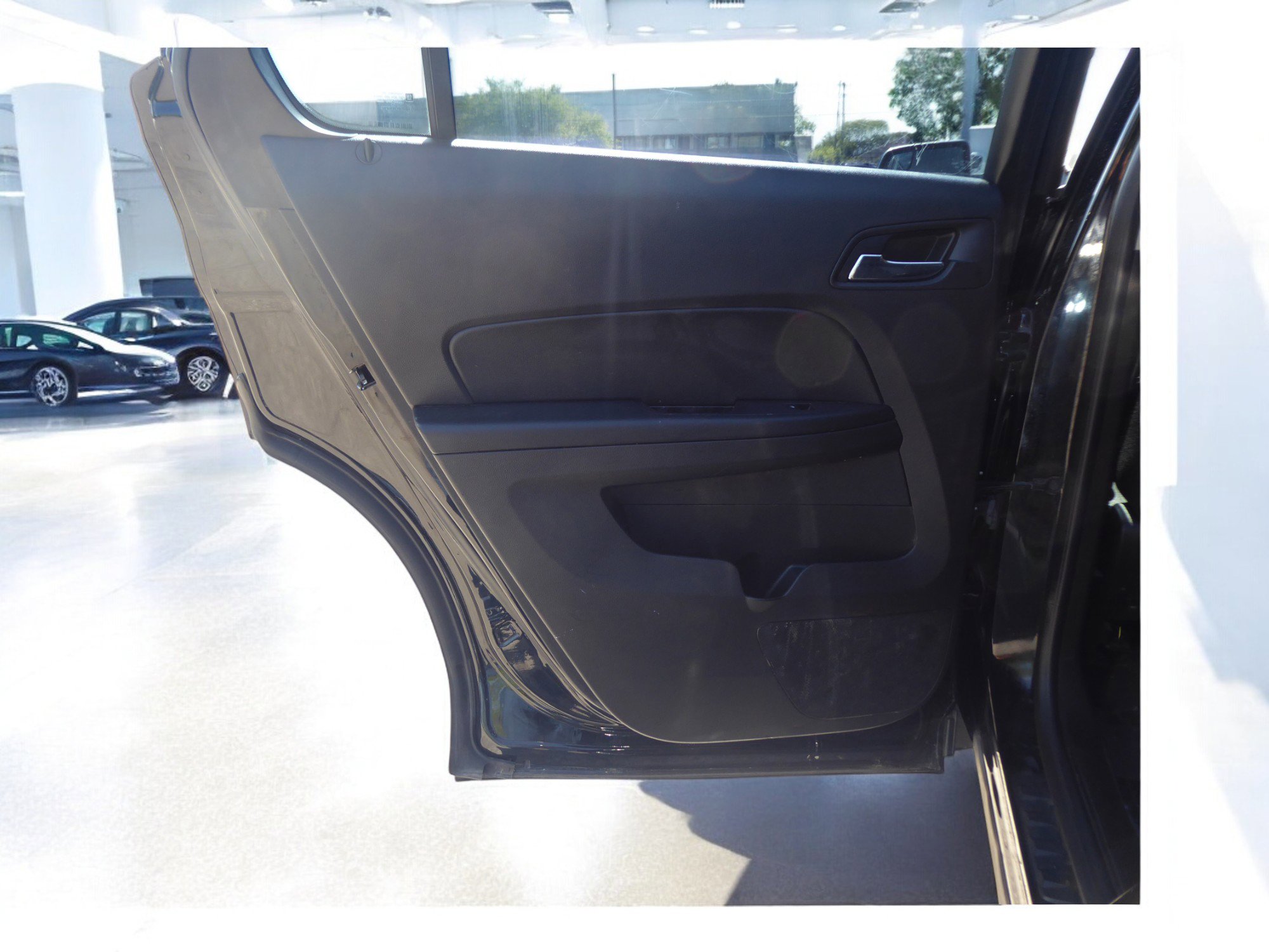 Used 2014 Chevrolet Equinox LS image 23