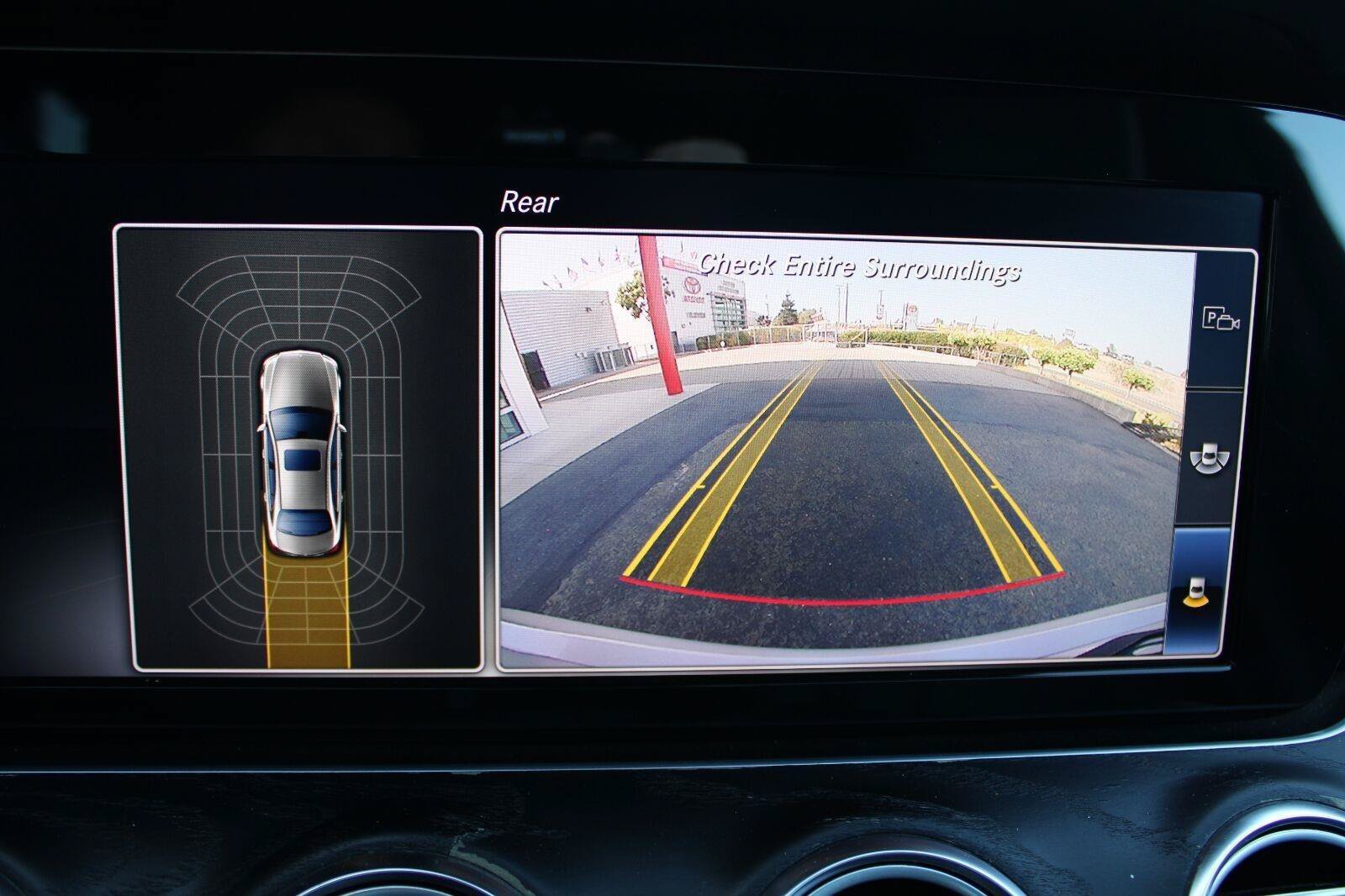 Used 2018 Mercedes-Benz E 300 image 20