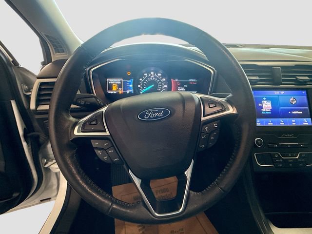 Used 2020 Ford Fusion SE w/ Equipment Group 151A image 12