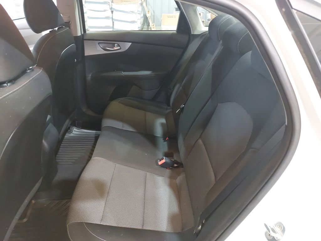 Used 2023 Kia Forte LXS image 15