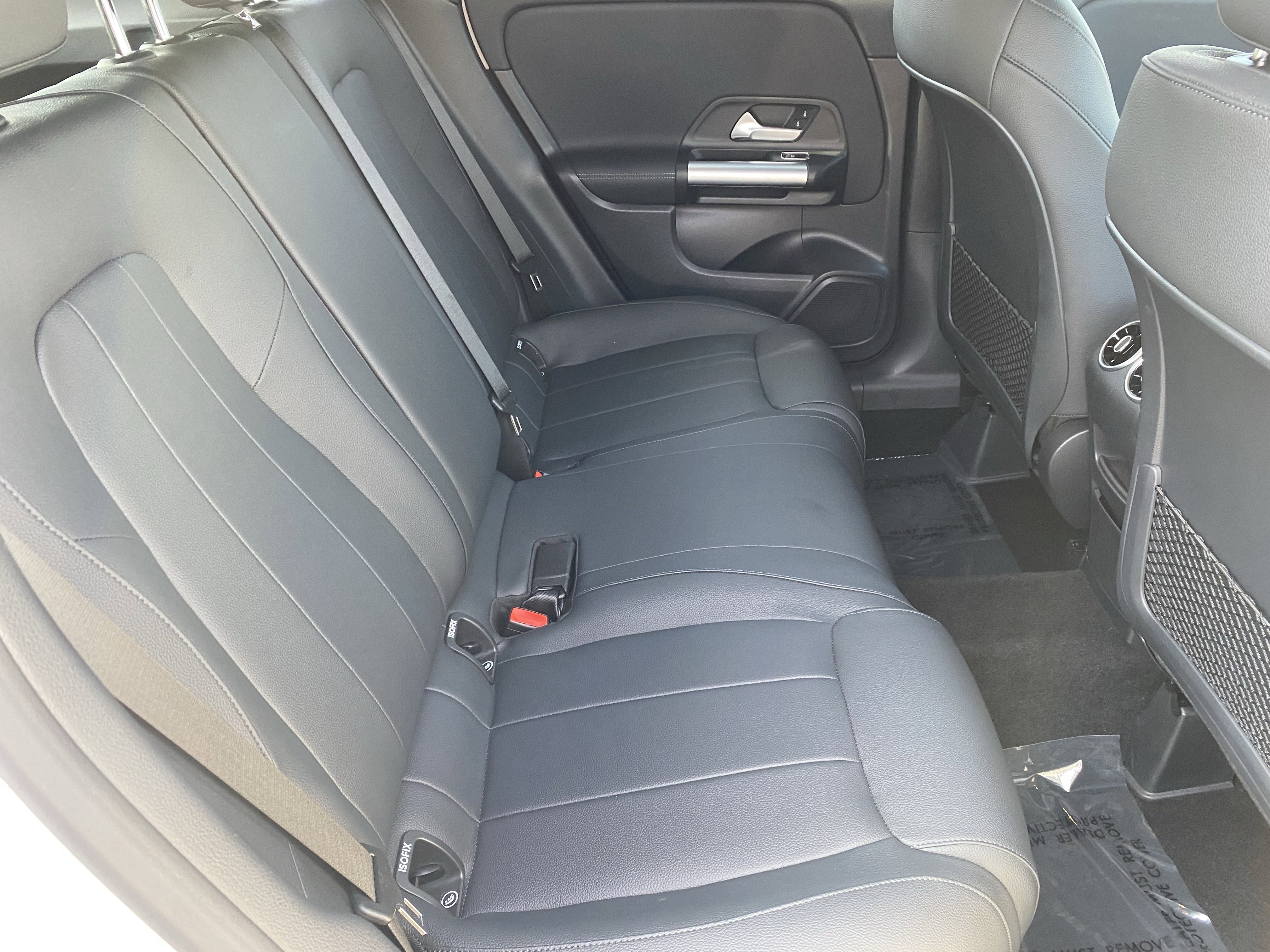 Used 2025 Mercedes-Benz GLA 250 4MATIC image 11