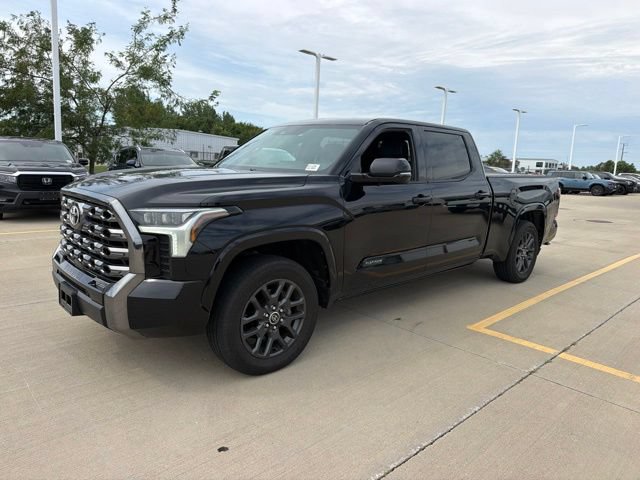 Used 2023 Toyota Tundra Platinum w/ Advanced Package AWD/4WD image 3