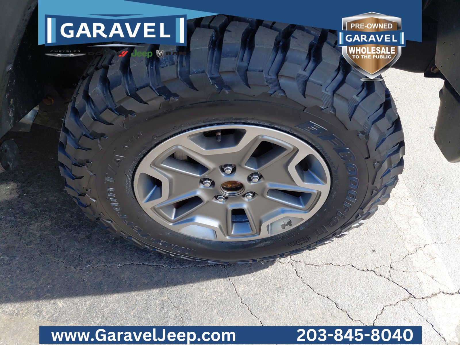 Used 2017 Jeep Wrangler Unlimited Rubicon w/ Cold Weather Group image 25