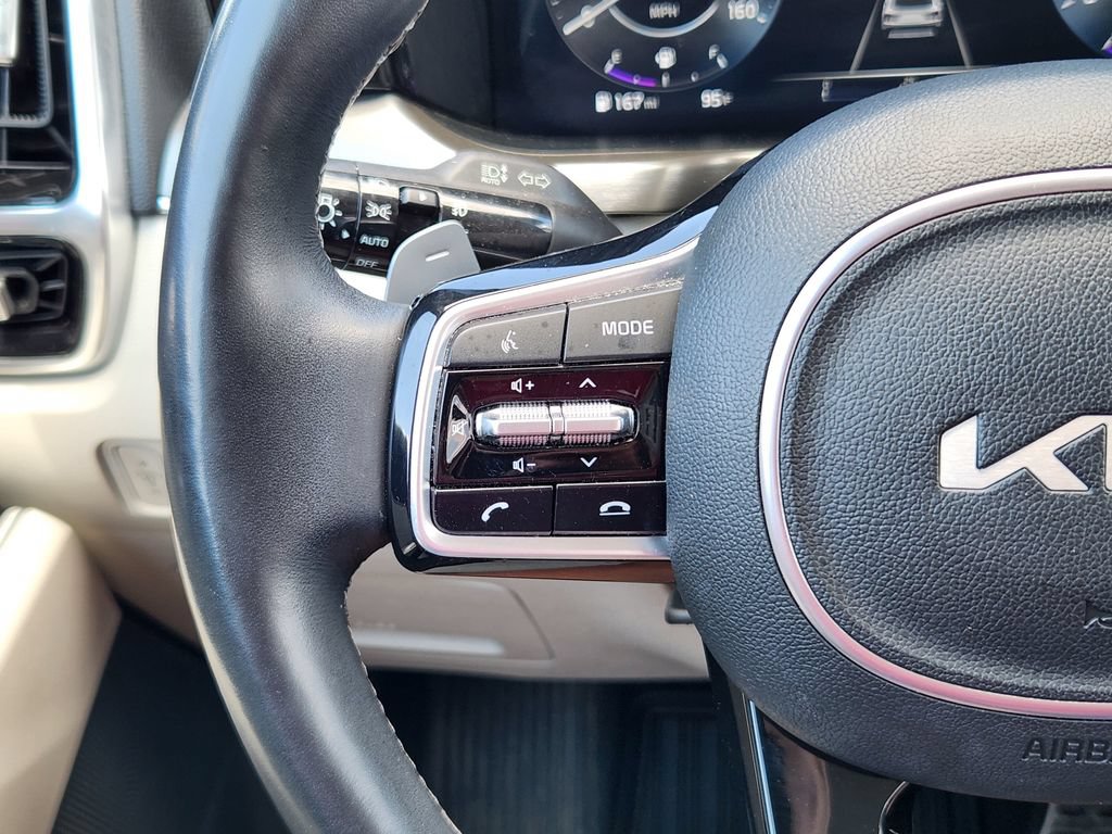 Certified 2023 Kia Sorento SX AWD/4WD image 19