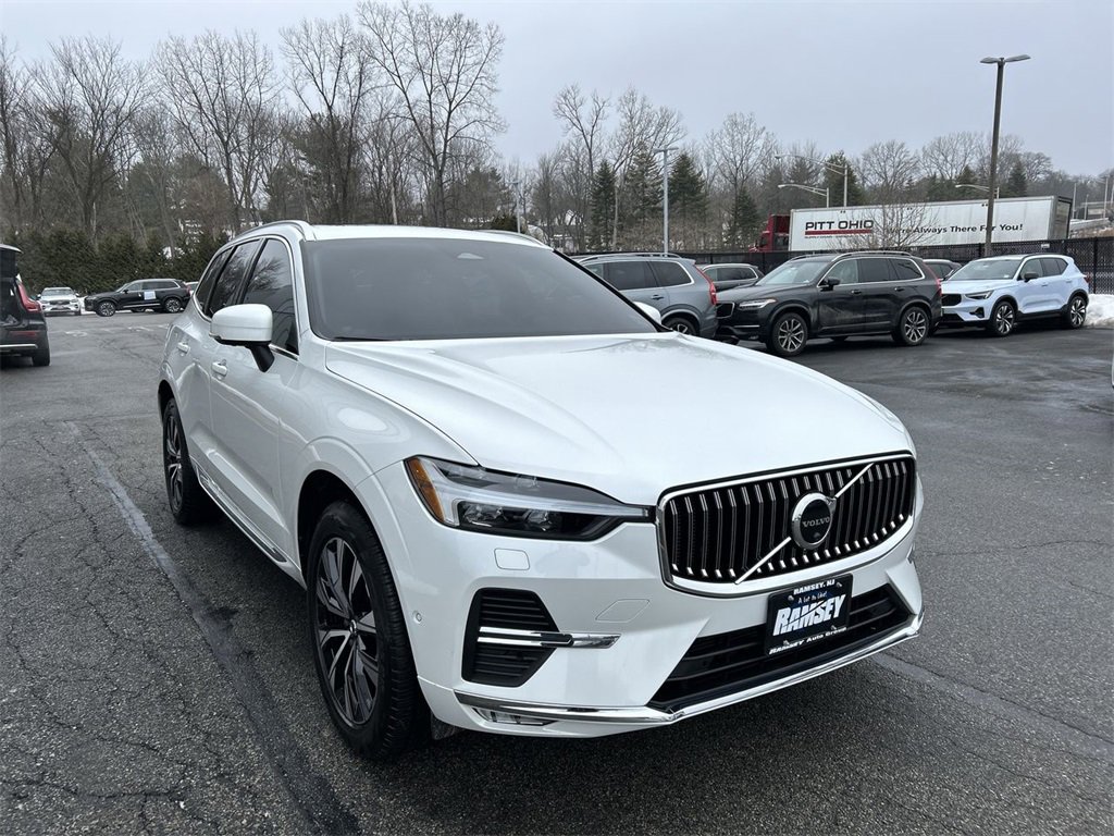 Certified 2023 Volvo XC60 B5 Plus w/ Climate Package image 2