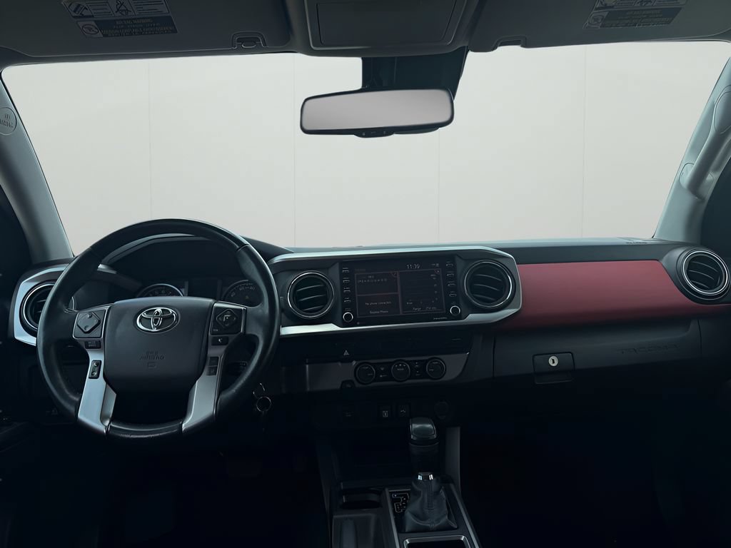 Used 2021 Toyota Tacoma SR5 RWD image 11