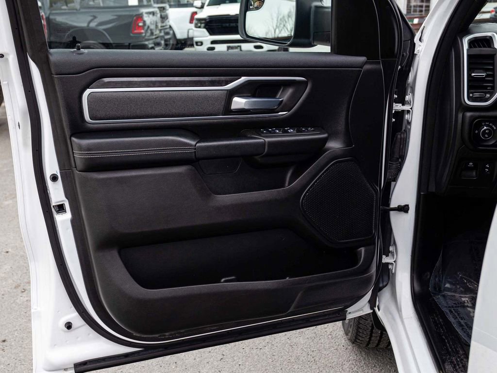 Used 2023 RAM 1500 Big Horn AWD/4WD image 11