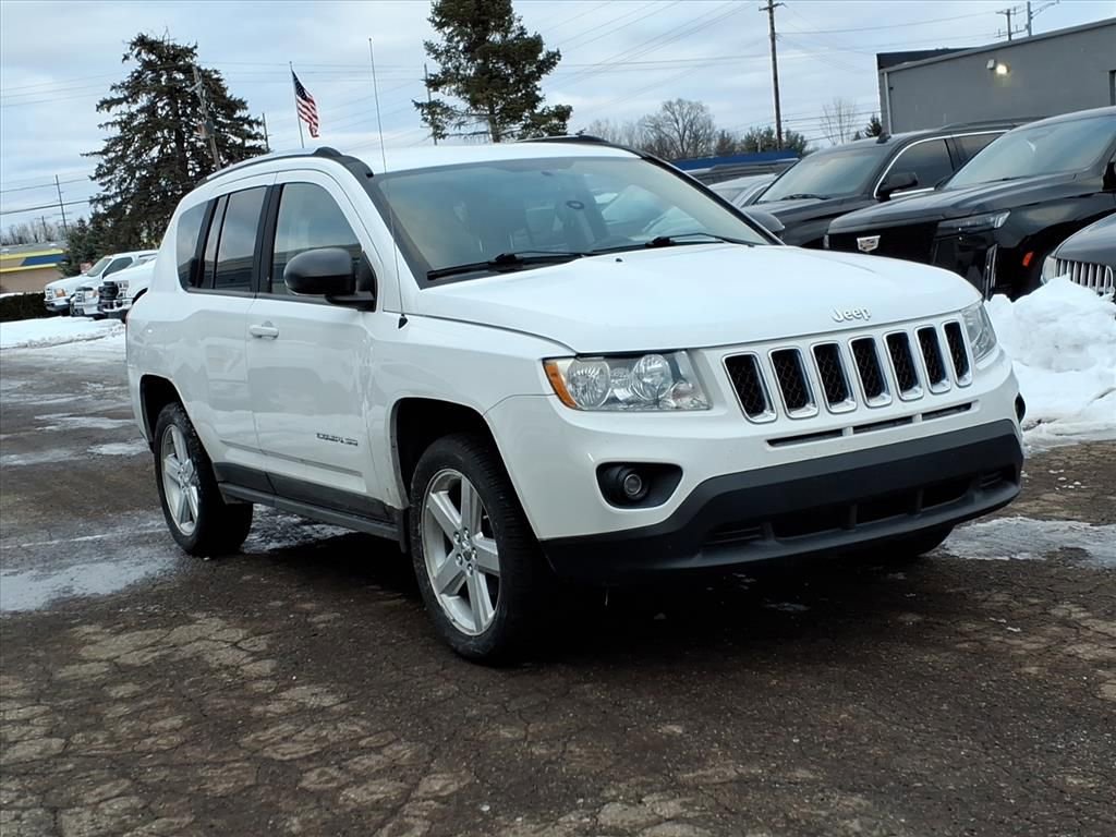Used 2011 Jeep Compass Limited image 4